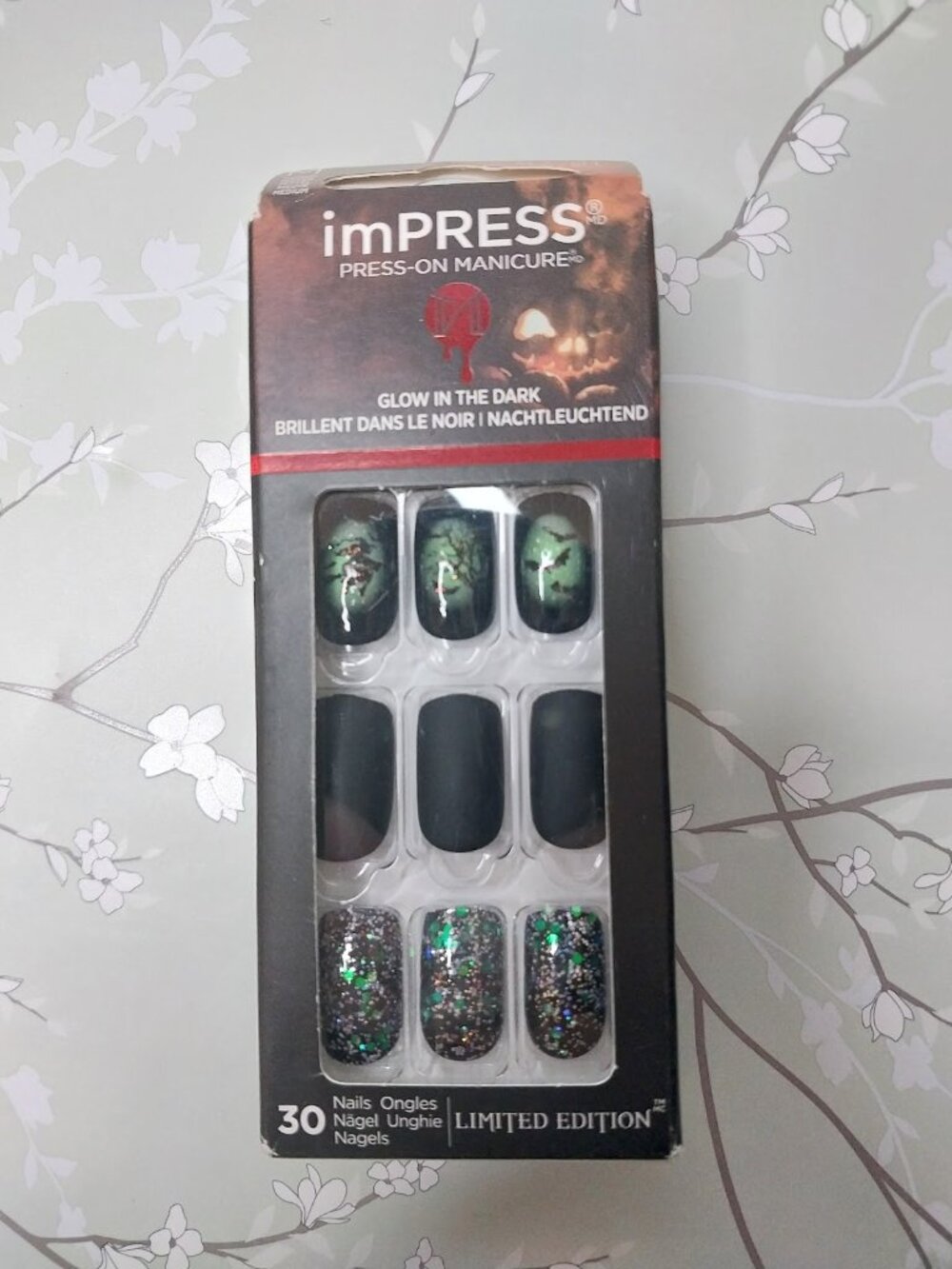 Witch Press on Nails
